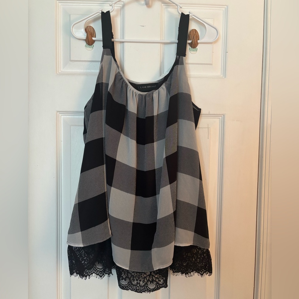 Lane Bryant Checkered Tank with lace trim. Women’s Size 16.
